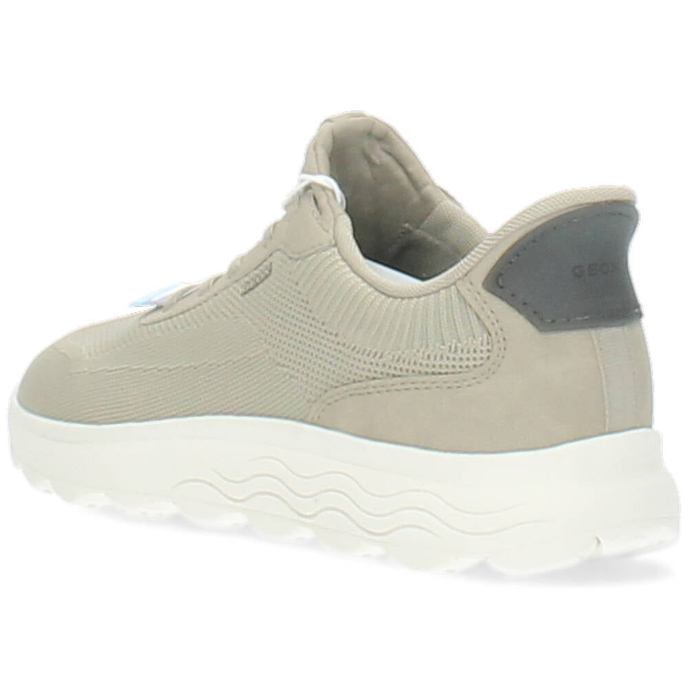 beige sneaker