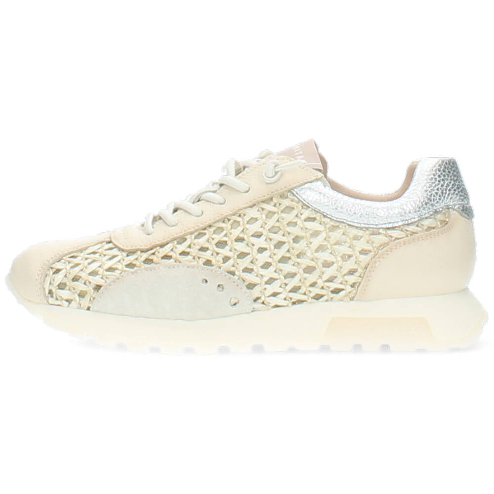 beige sneaker