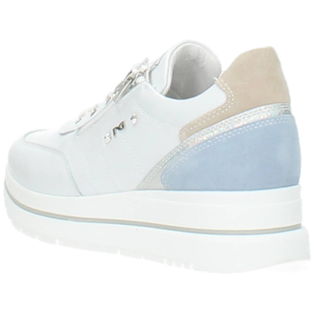 witte sneaker