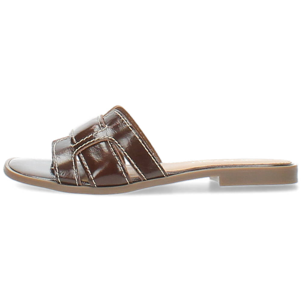 bruine slipper