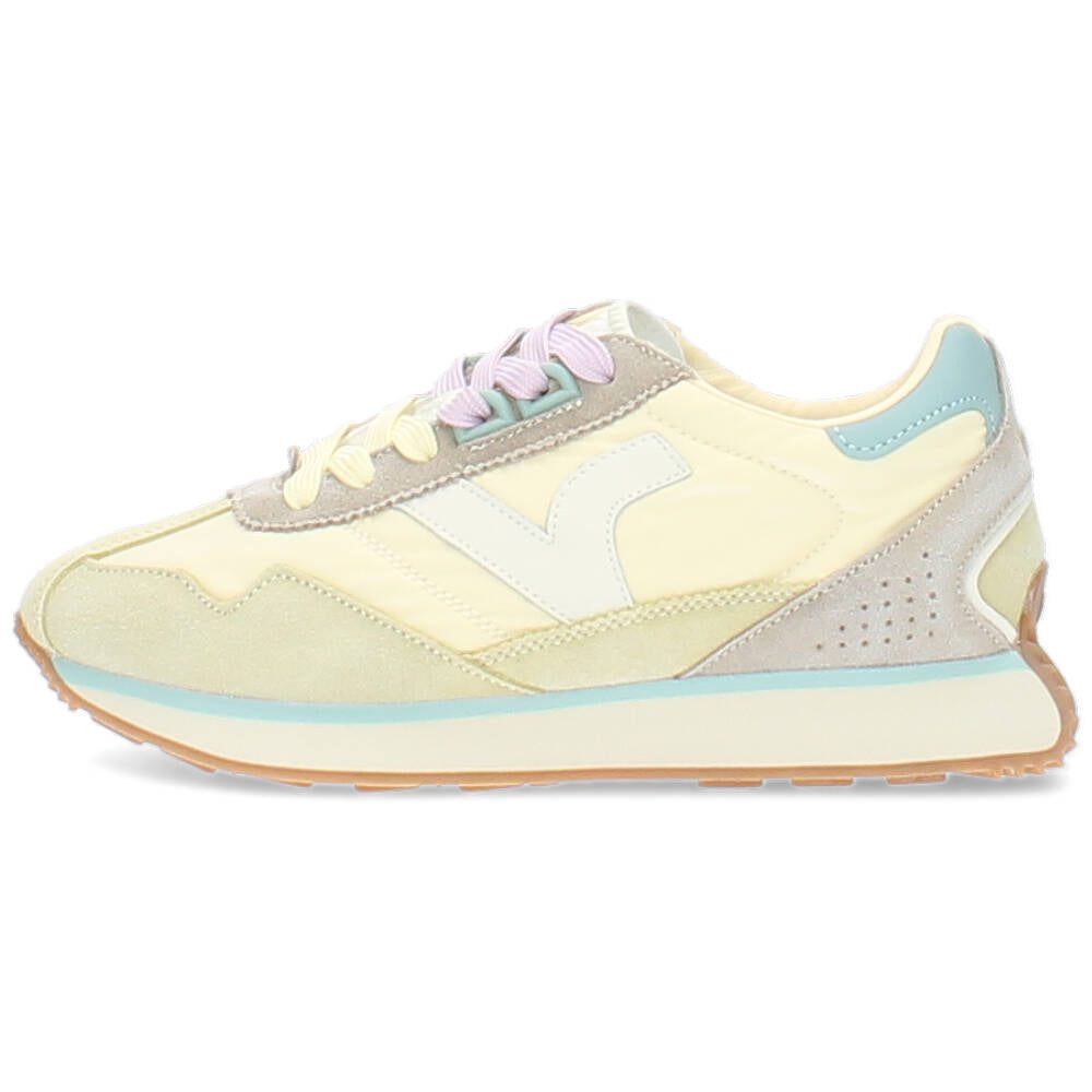 gele sneaker