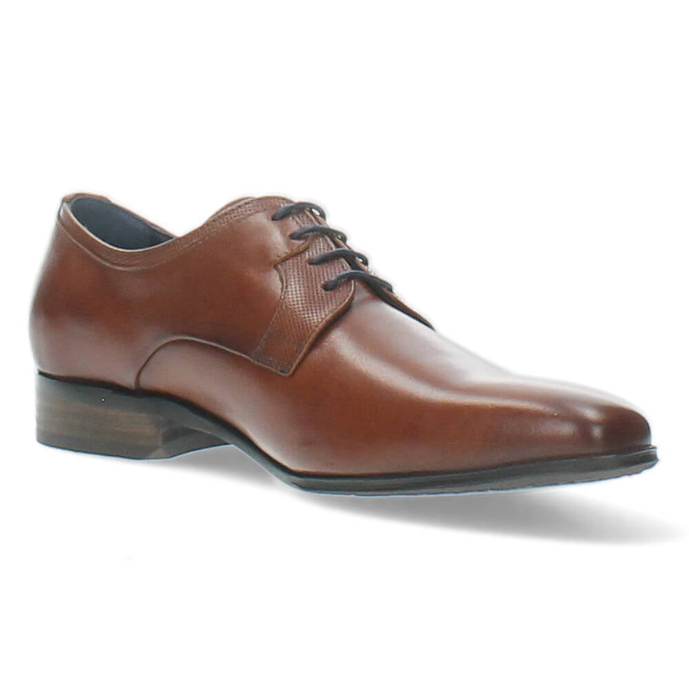cognac geklede schoen