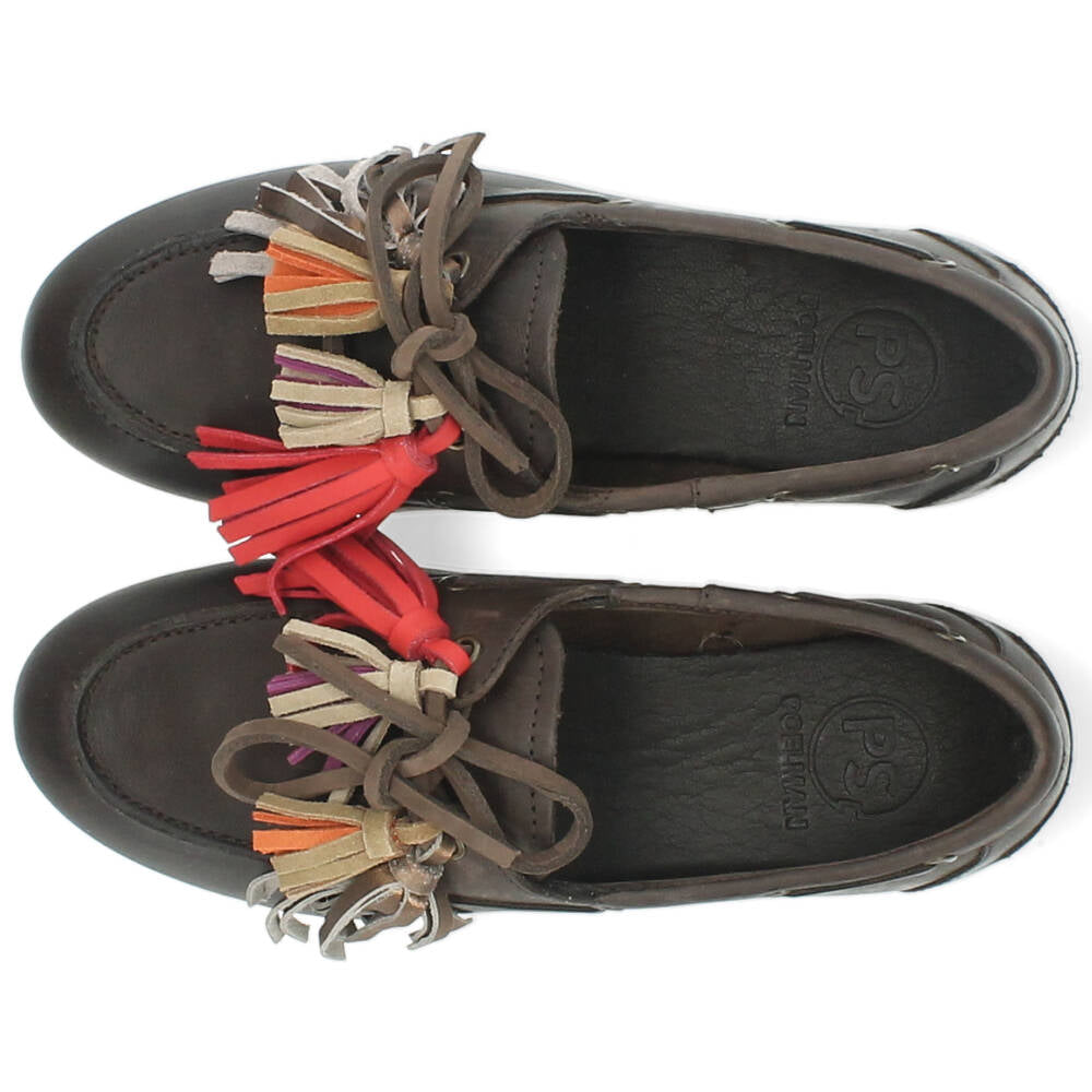 bruine moccasin