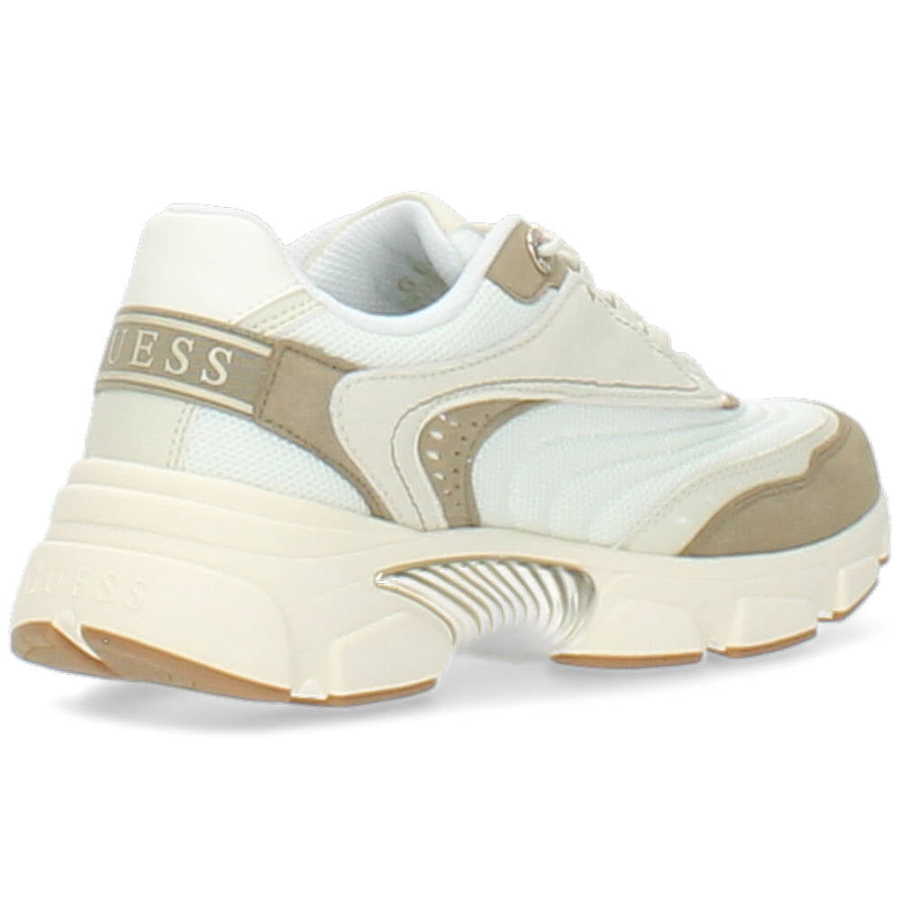 beige sneaker