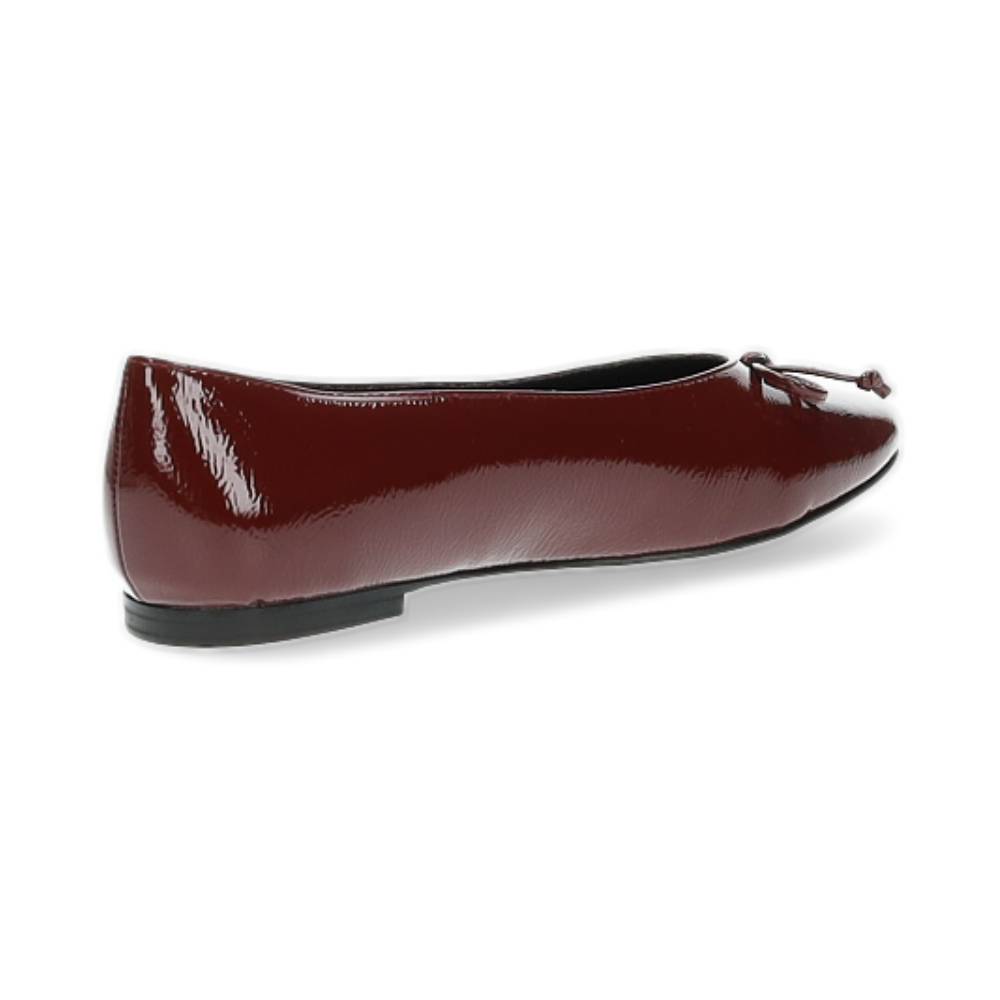 bordeaux ballerina