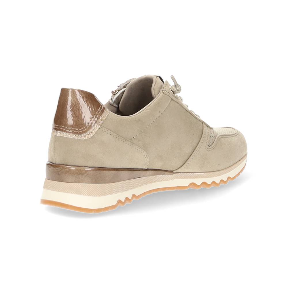beige sneaker