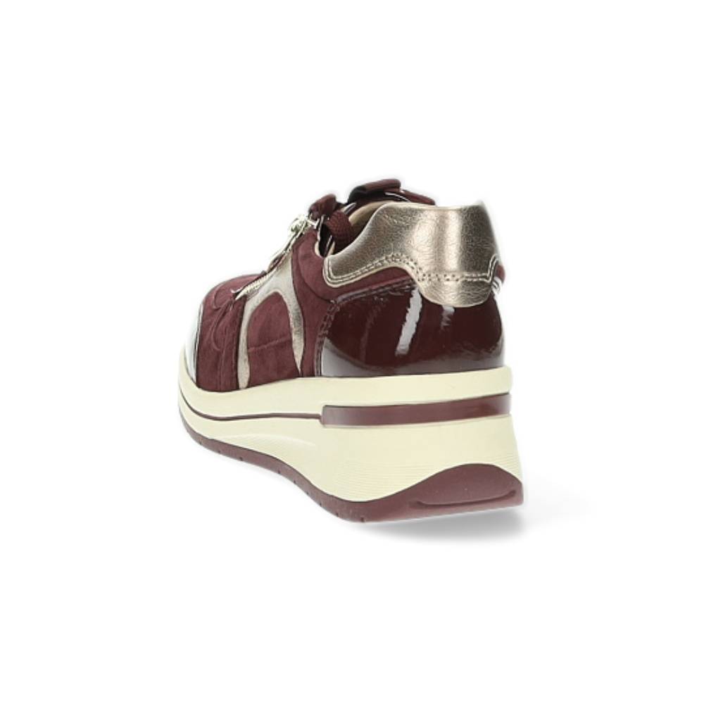 bordeaux sneaker