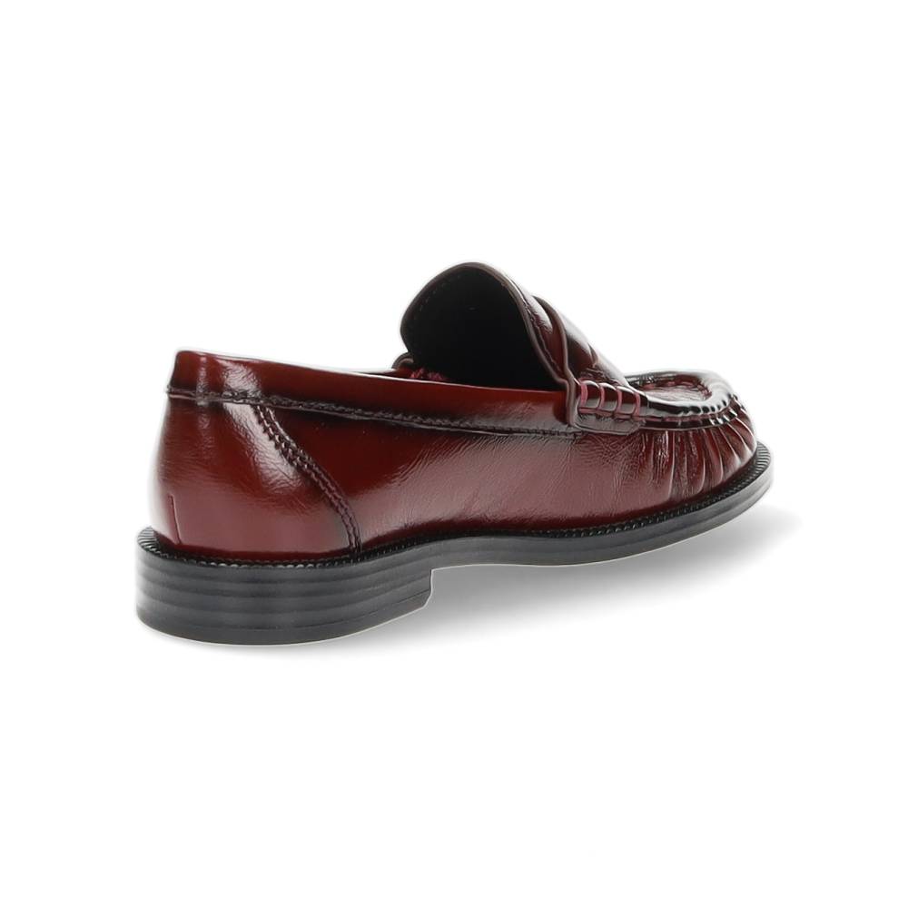 bordeaux loafer