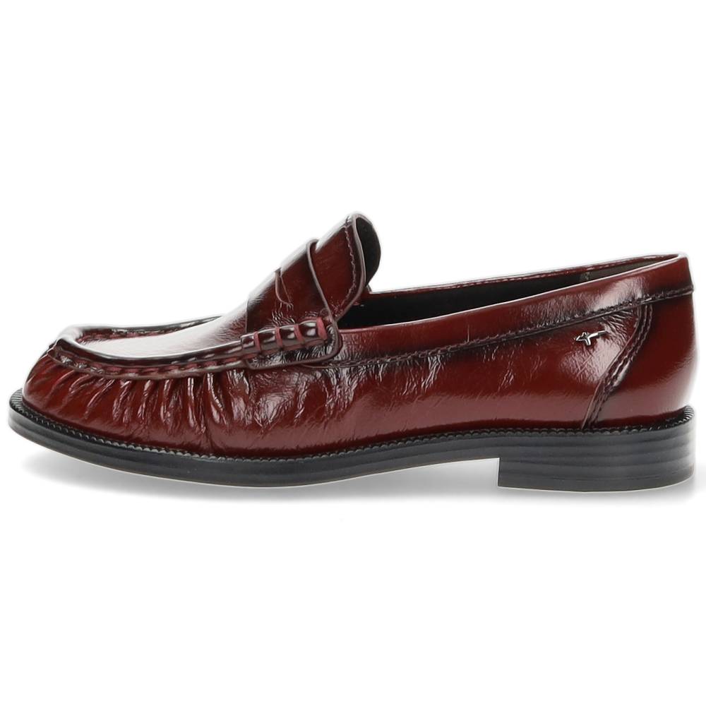 bordeaux loafer