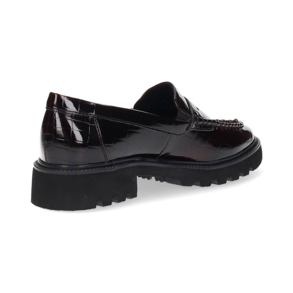bordeaux loafer