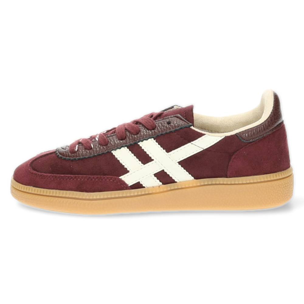 bordeaux sneaker