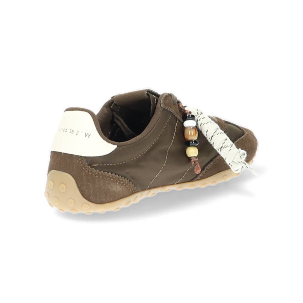 donkerbruine sneaker