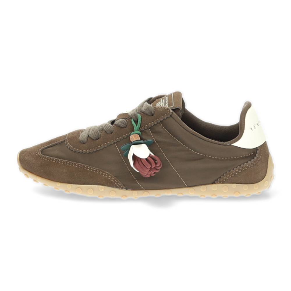 donkerbruine sneaker