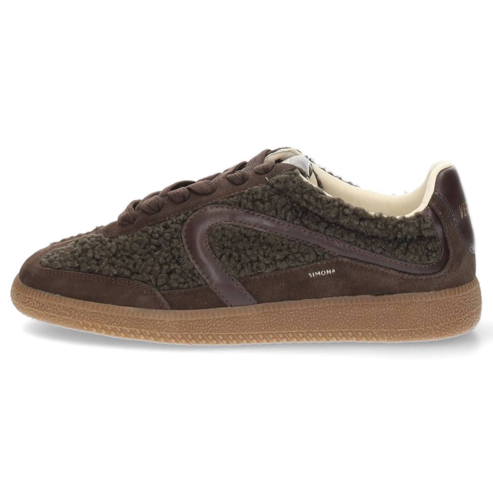 donkerbruine sneaker