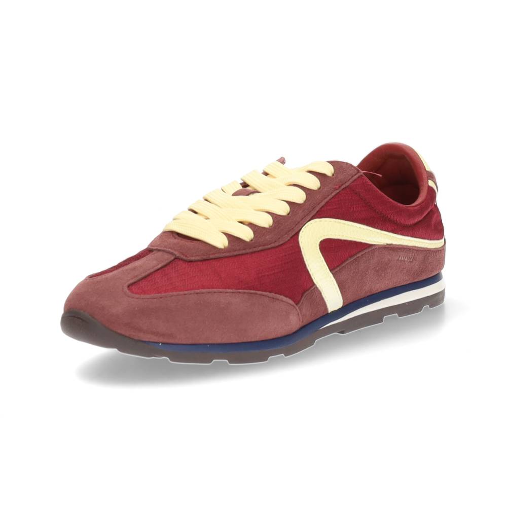 bordeaux sneaker