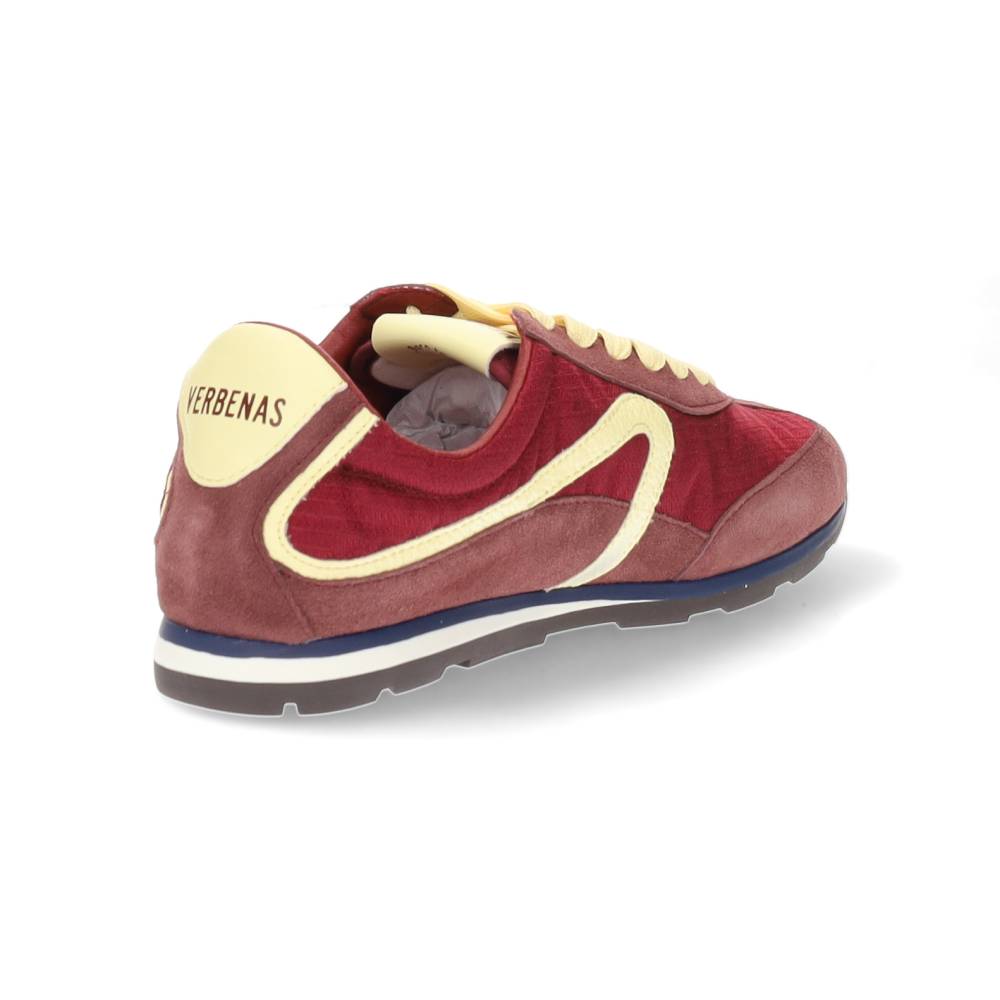 bordeaux sneaker