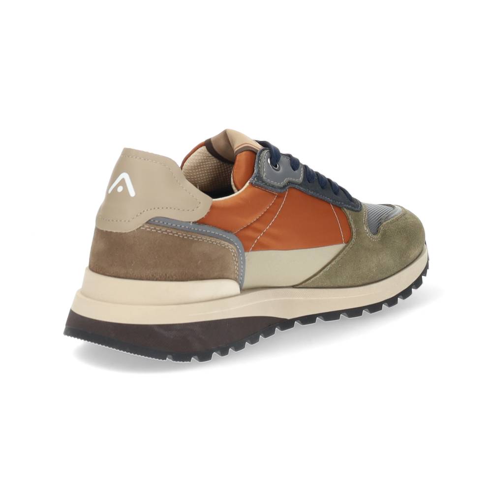 kaki sneaker