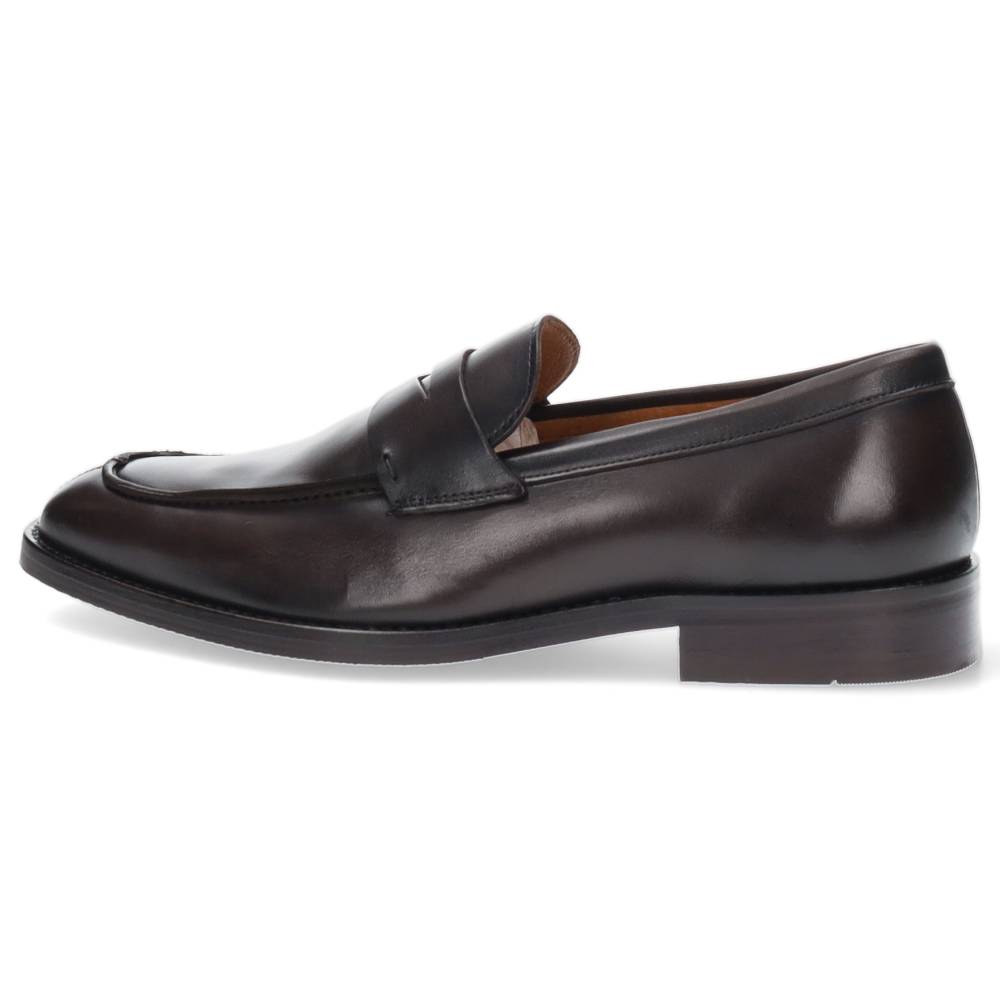 bruine geklede mocassin