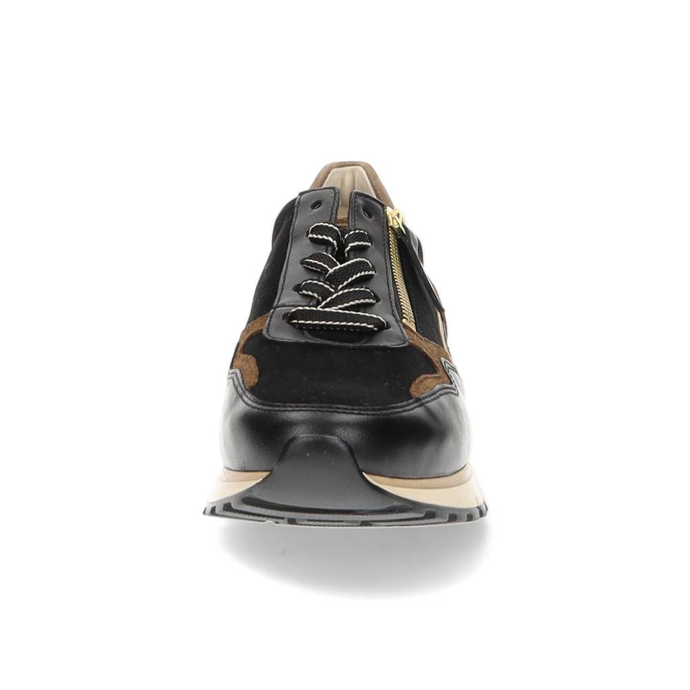 zwarte sneaker