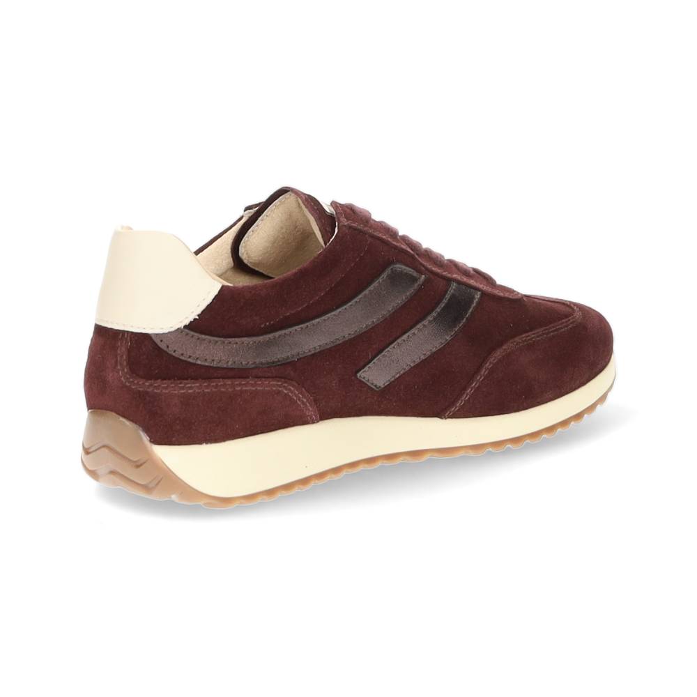 bordeaux sneaker