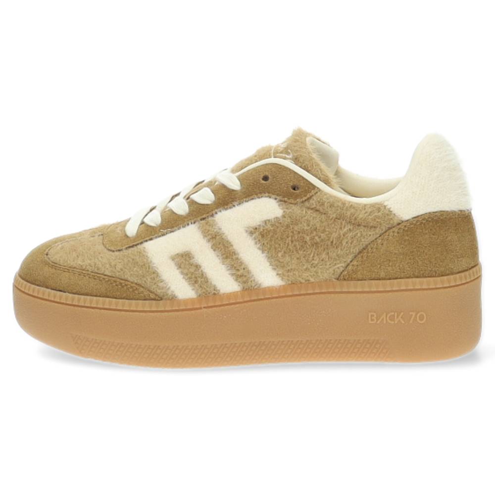 beige sneaker