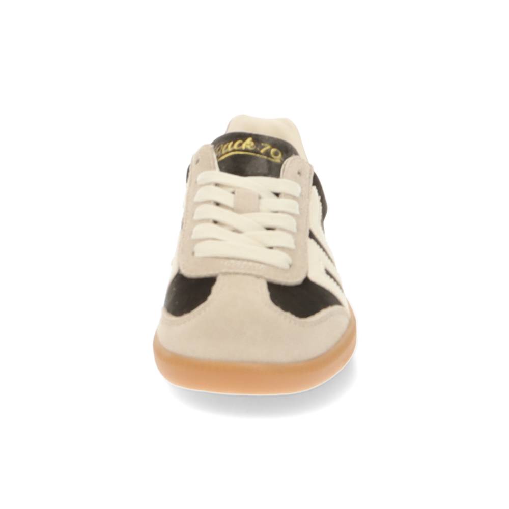 taupe sneaker