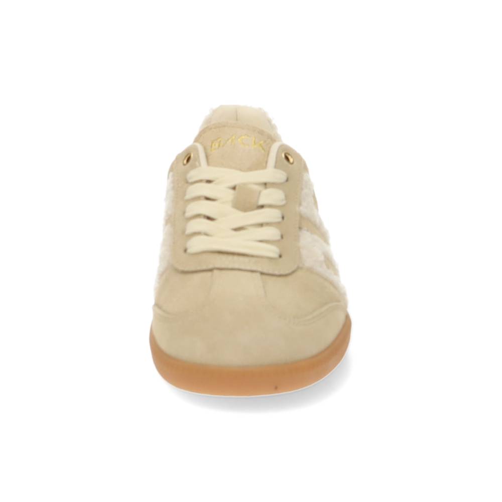 beige sneaker