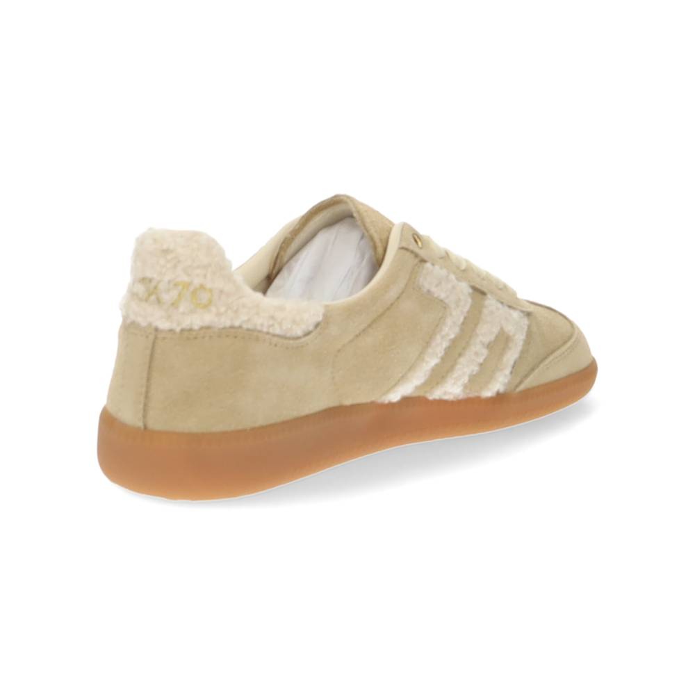 beige sneaker