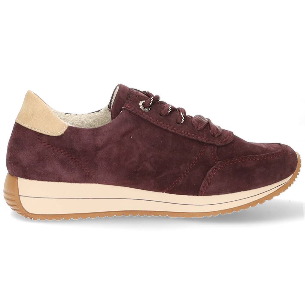 bordeaux sneaker