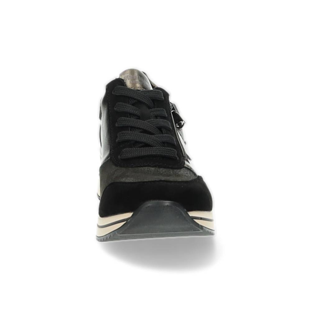 zwarte sneaker
