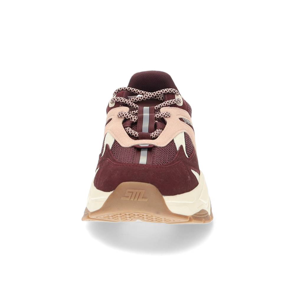 bordeaux sneaker