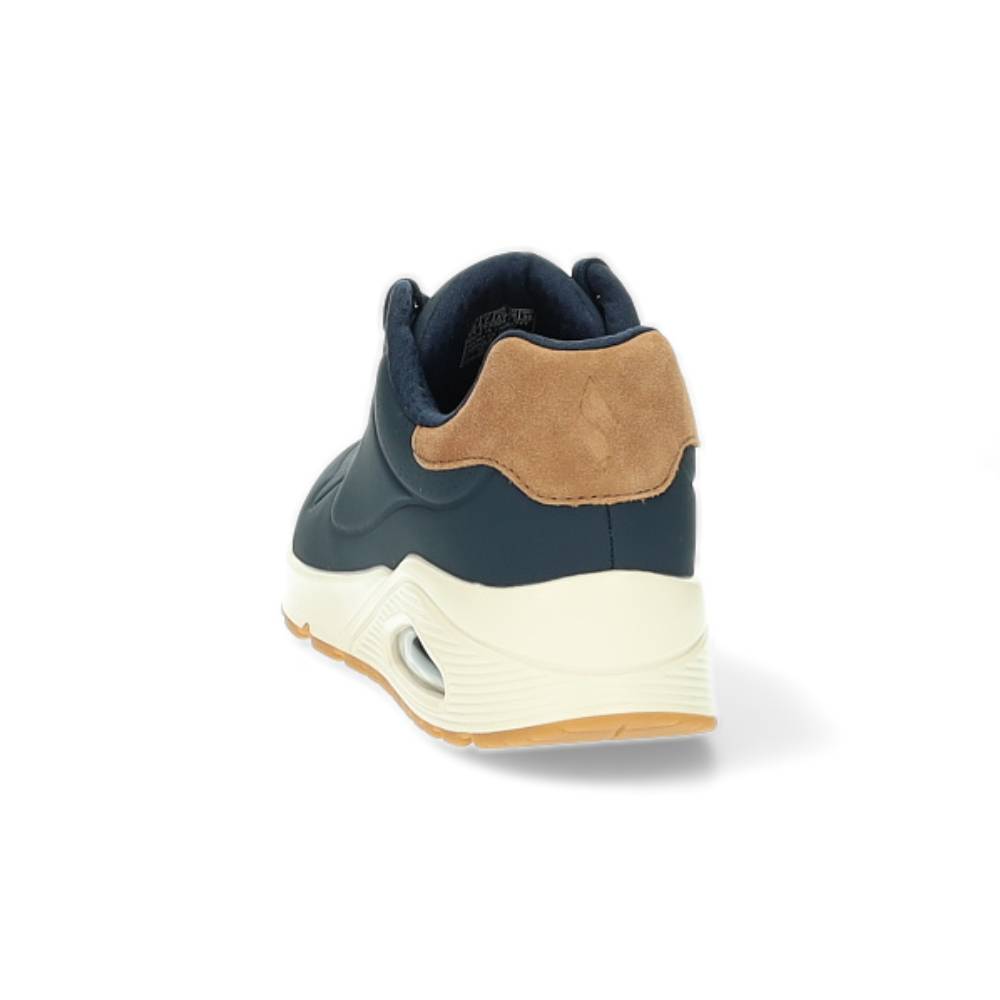 blauwe sneaker