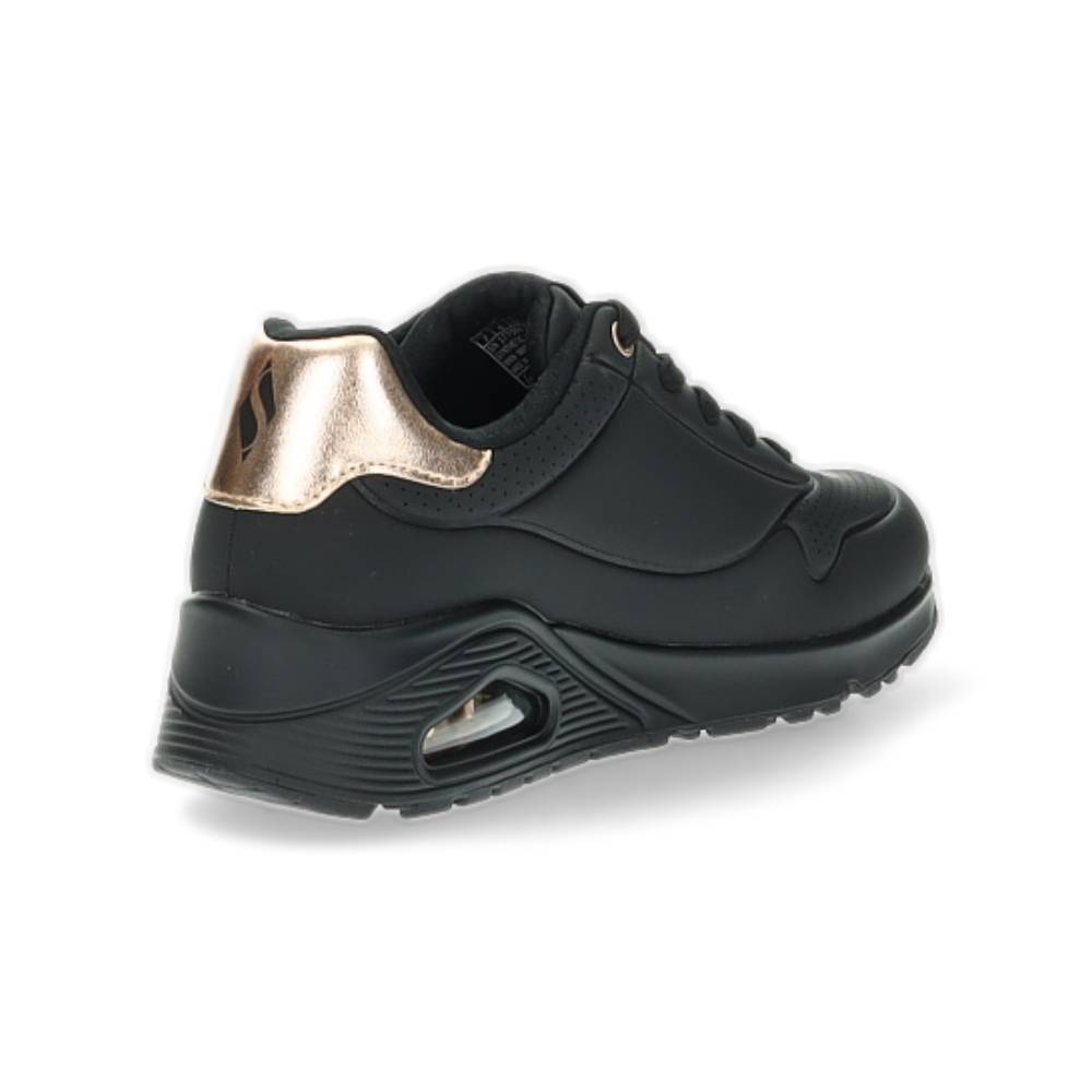 zwarte sneaker