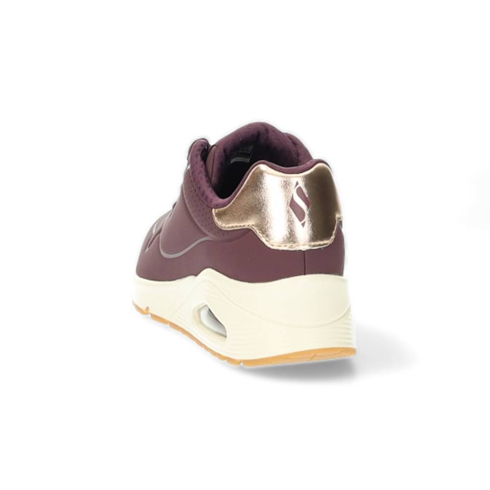 paarse sneaker