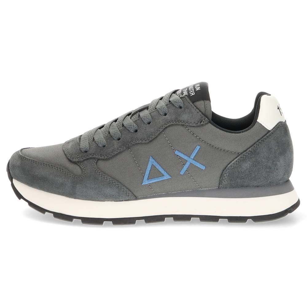 grijze sneaker