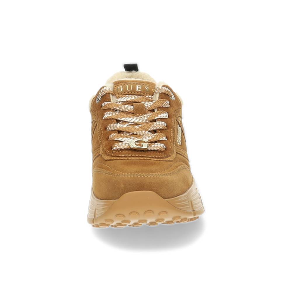 cognac sneaker