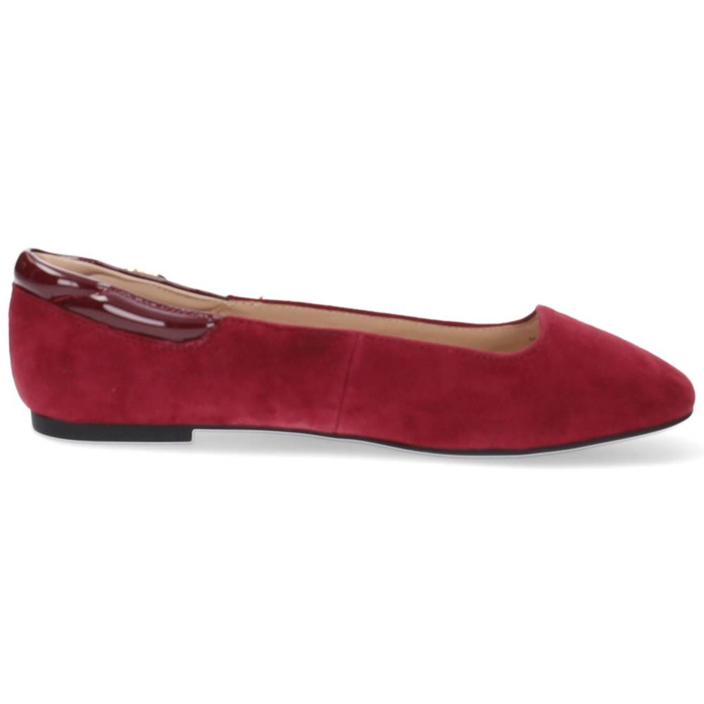 bordeaux ballerina