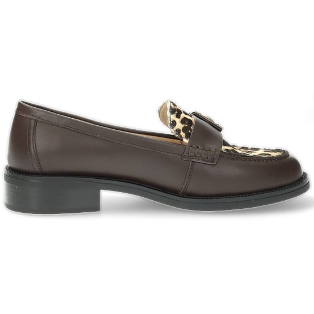 bruine mocassin