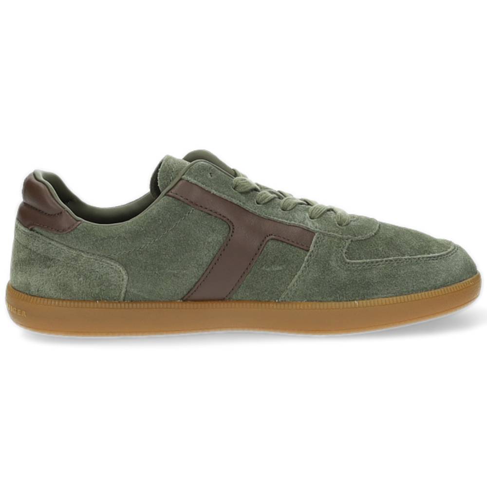 kaki sneaker