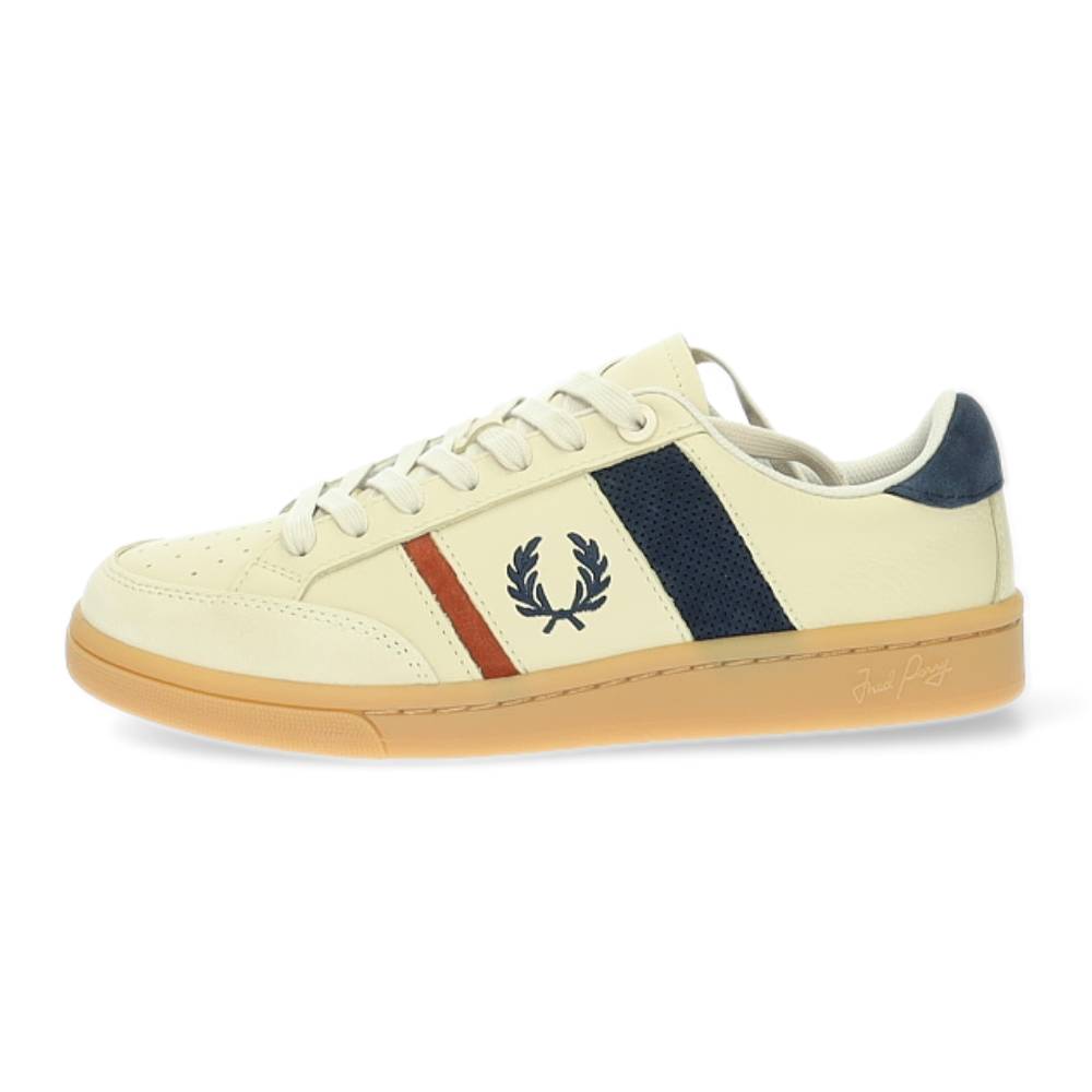 beige sneaker
