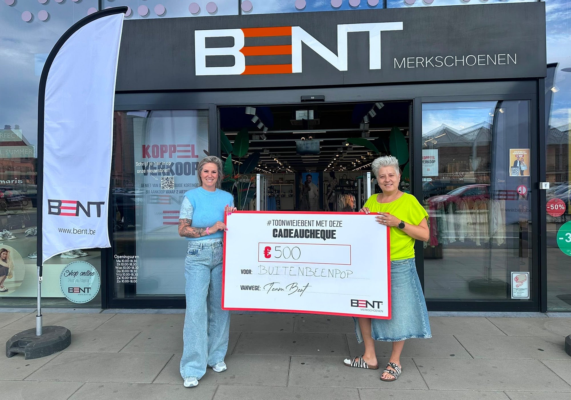 BENT STEUNT BUITENBEENPOP