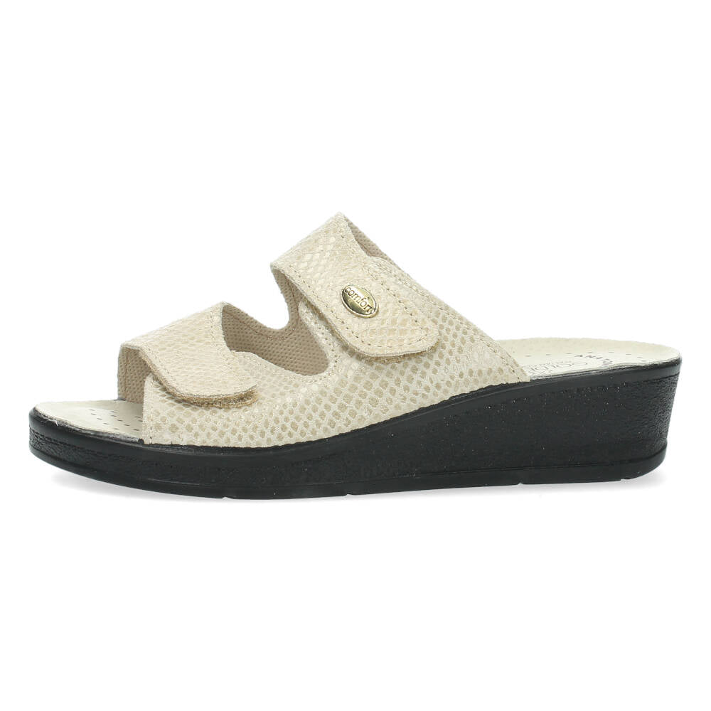Beige slippers