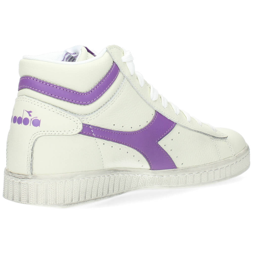 Witte sneakers