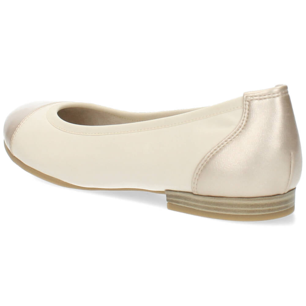 Ivory ballerina's