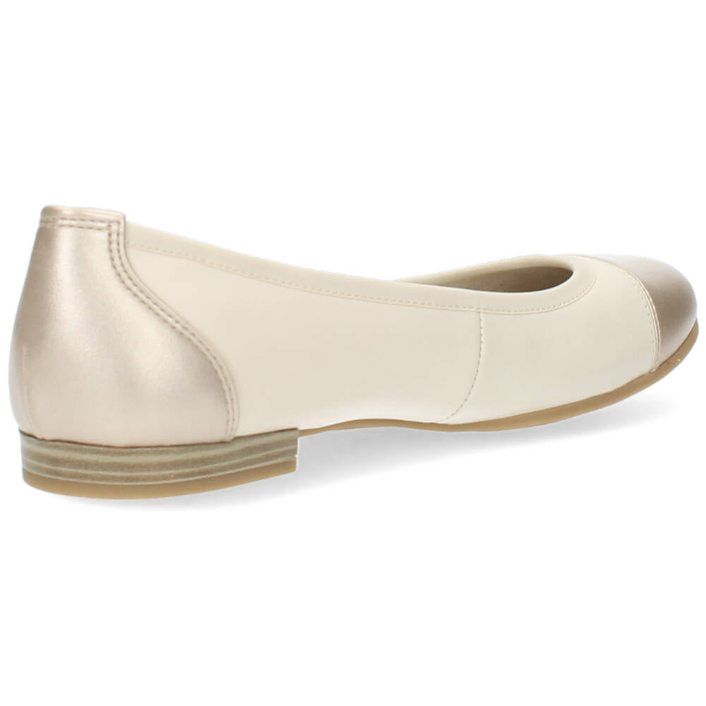 Ivory ballerina's