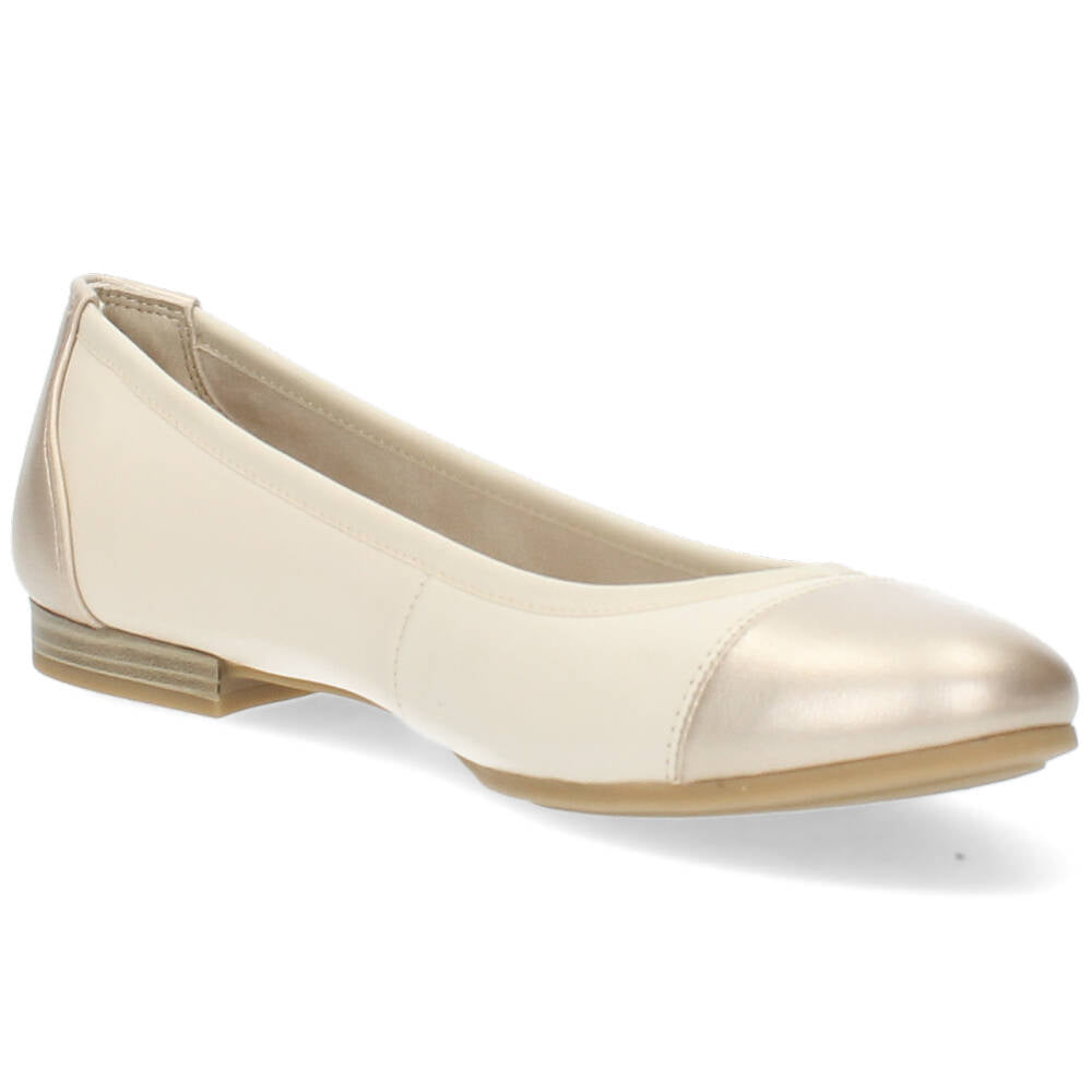 Ivory ballerina's