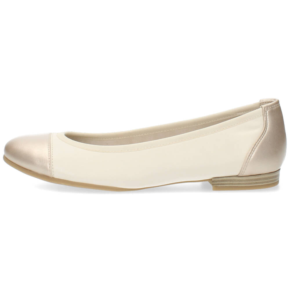 Ivory ballerina's