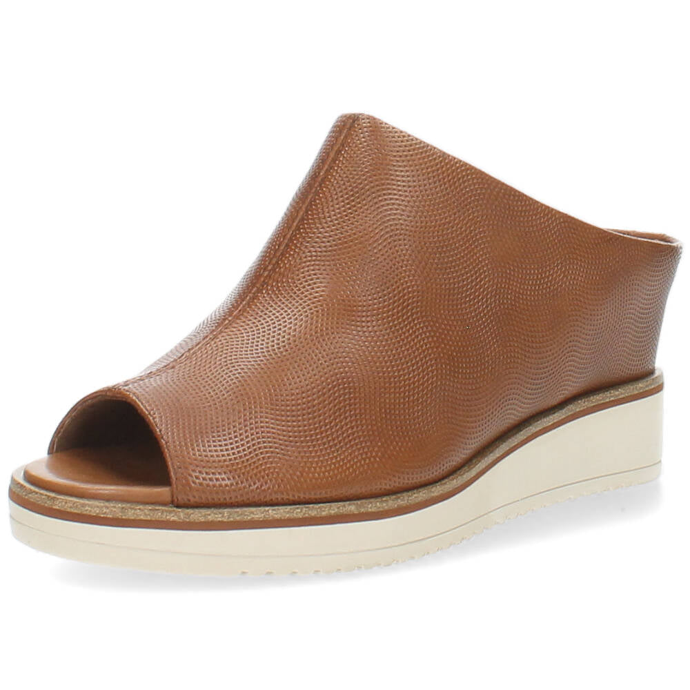 Cognac slippers