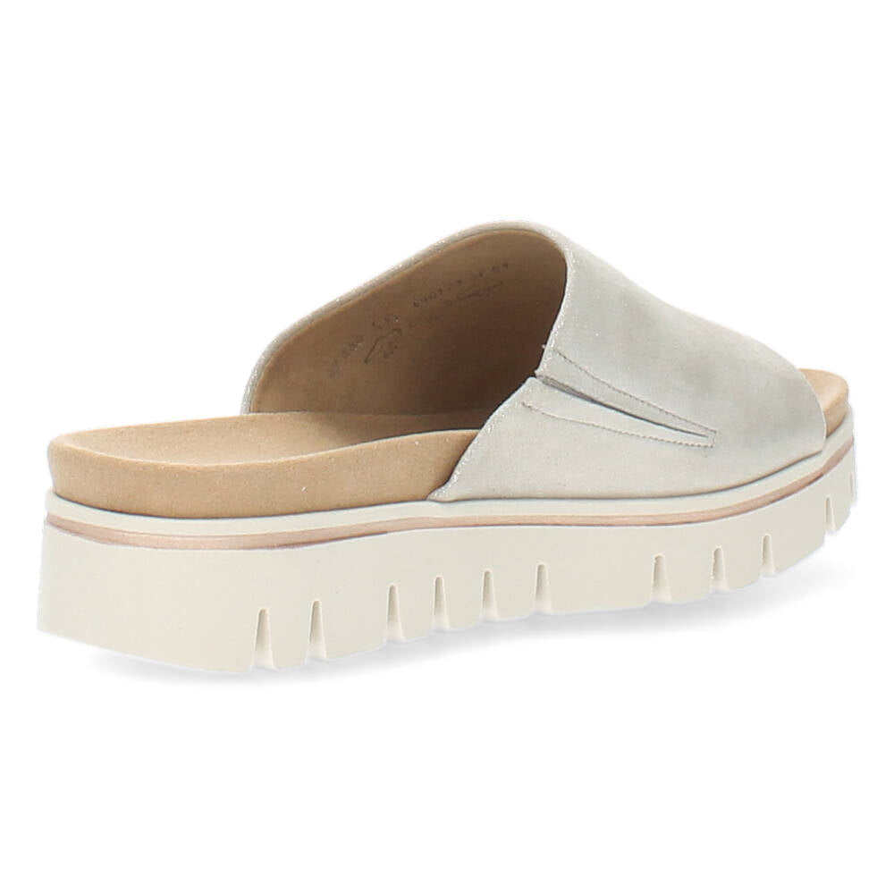 Beige slippers