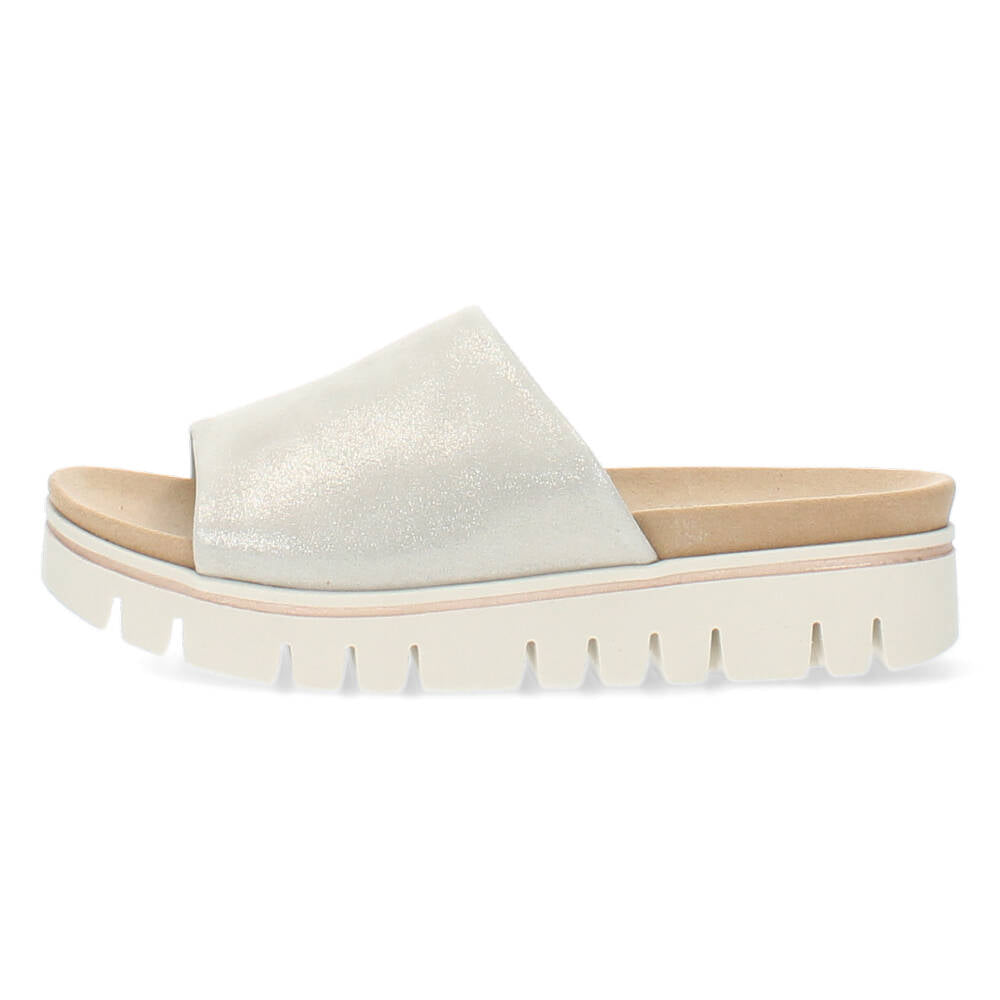 Beige slippers